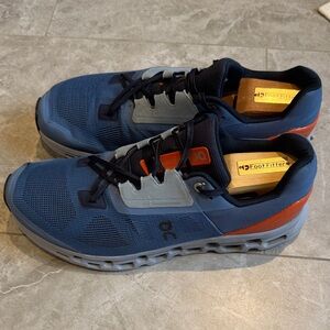 On Running Men's Navy and Orange Sneakers